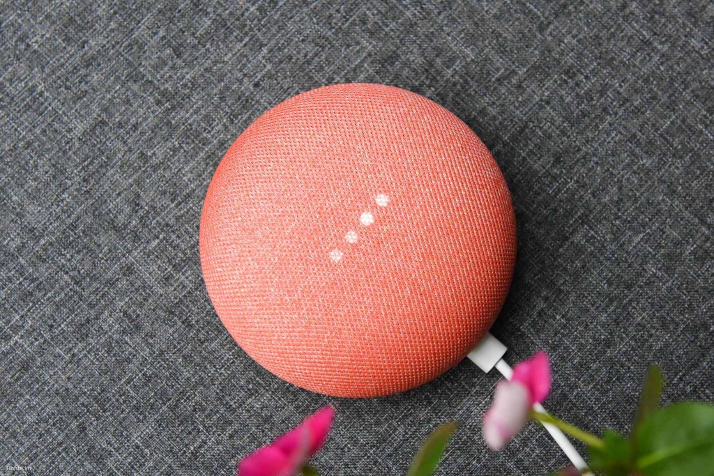 4736658_Google_home_mini.jpg 4736658_Google_home_mini.jpg